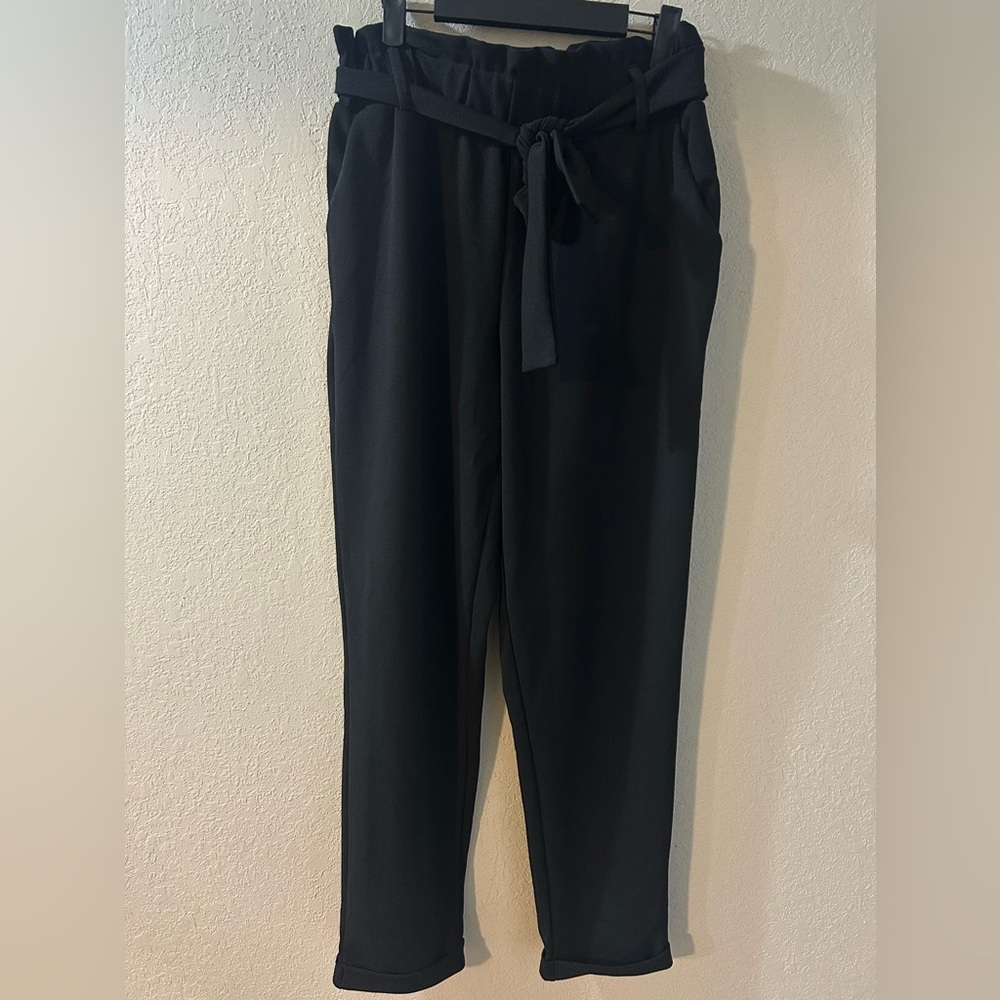 Maurice’s high waisted paper bag pants medium long